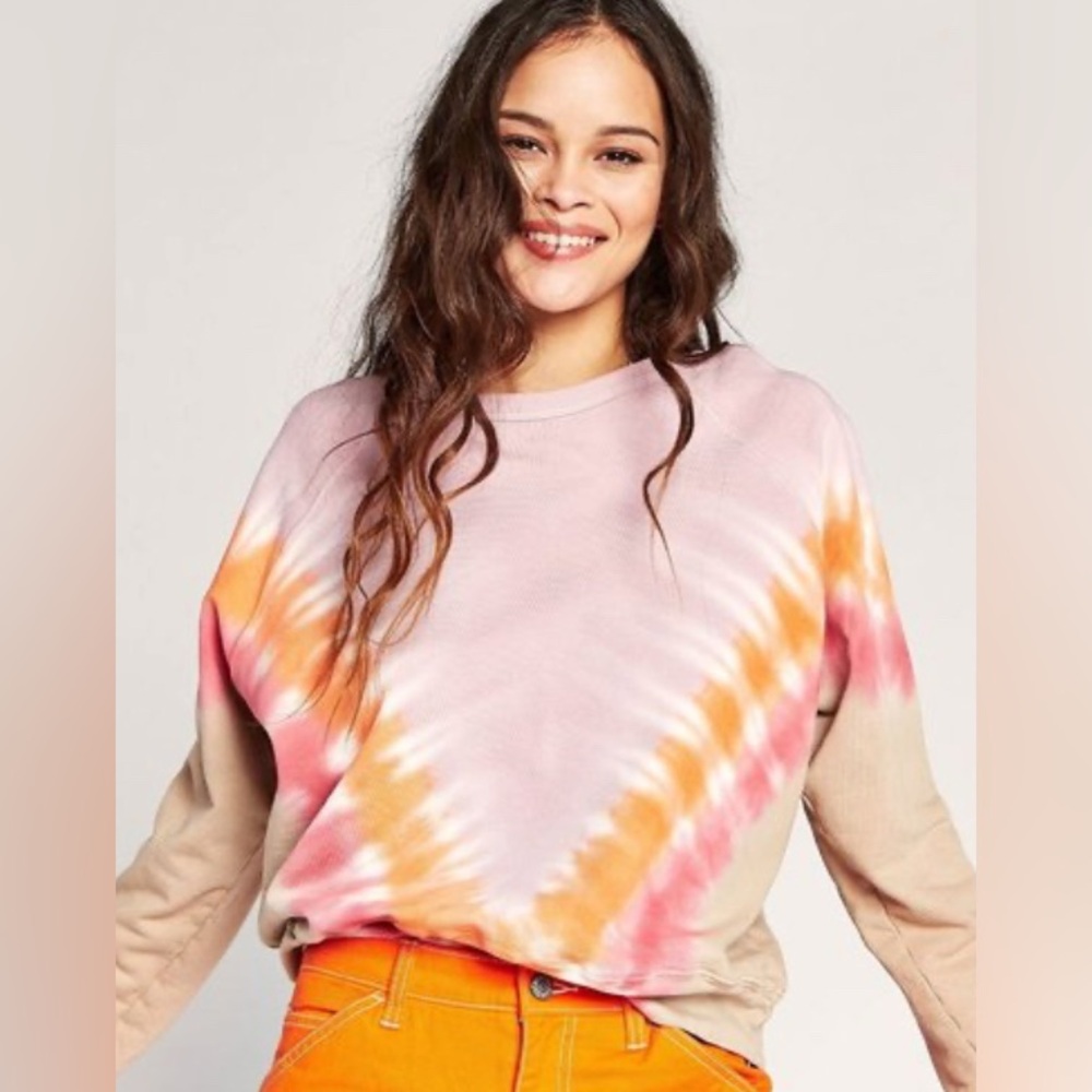 Daydreamer Flying V Varsity Tie Dye Crew Sweatshirt EUC/Size M